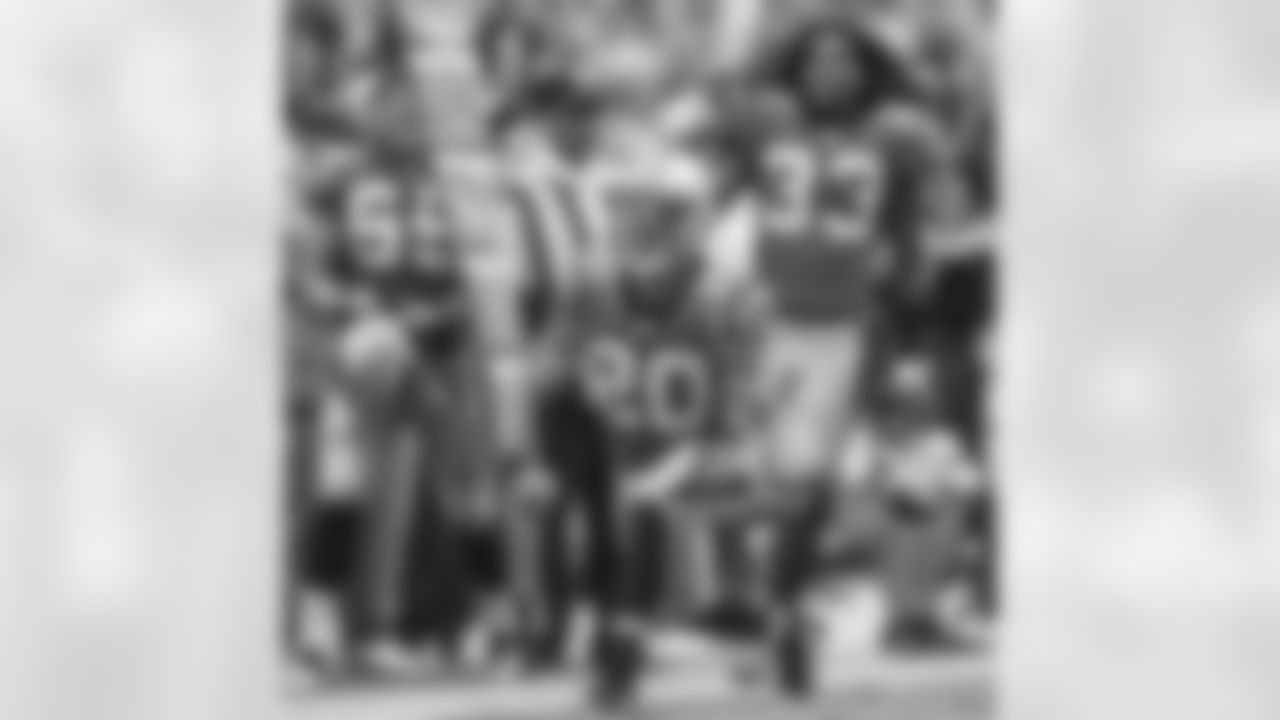 Carolina Panthers play against the Tampa Bay Buccaneers on Sunday, October 4, 2015 in Tampa, FL.