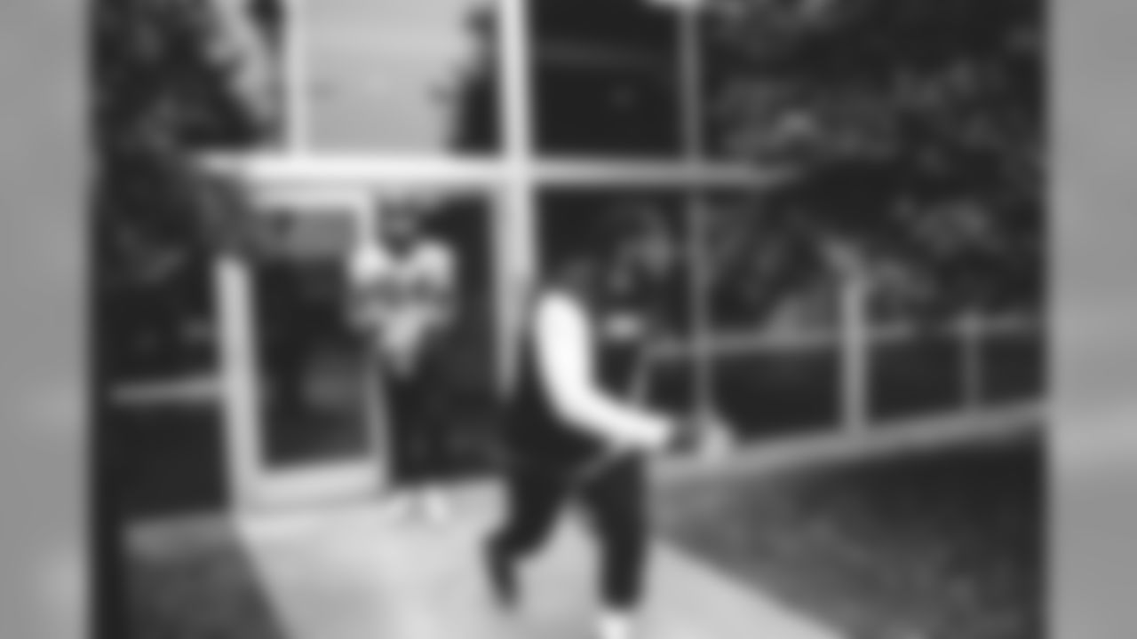 191114walkouts_58
