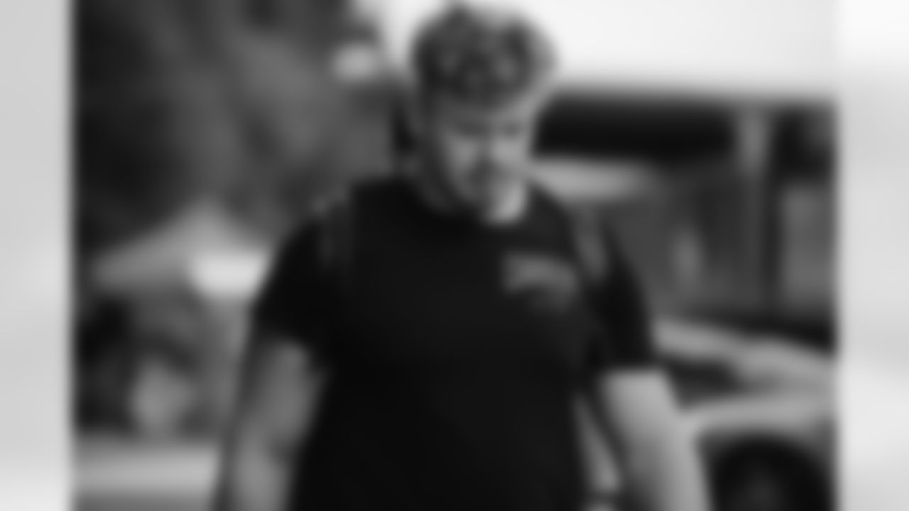 C/G - Pat Elflein