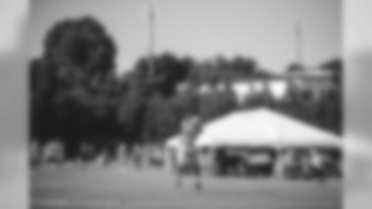 E_1D2_7195