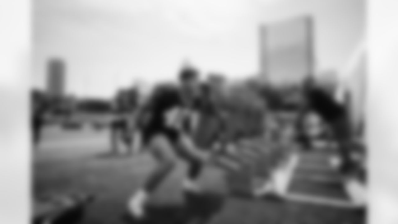 LB - 40 - Brandon Smith
