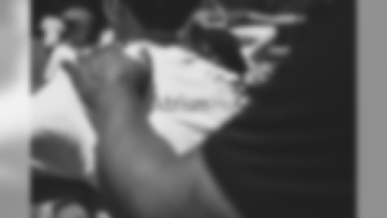 190424JonathanStewartPlay60_706