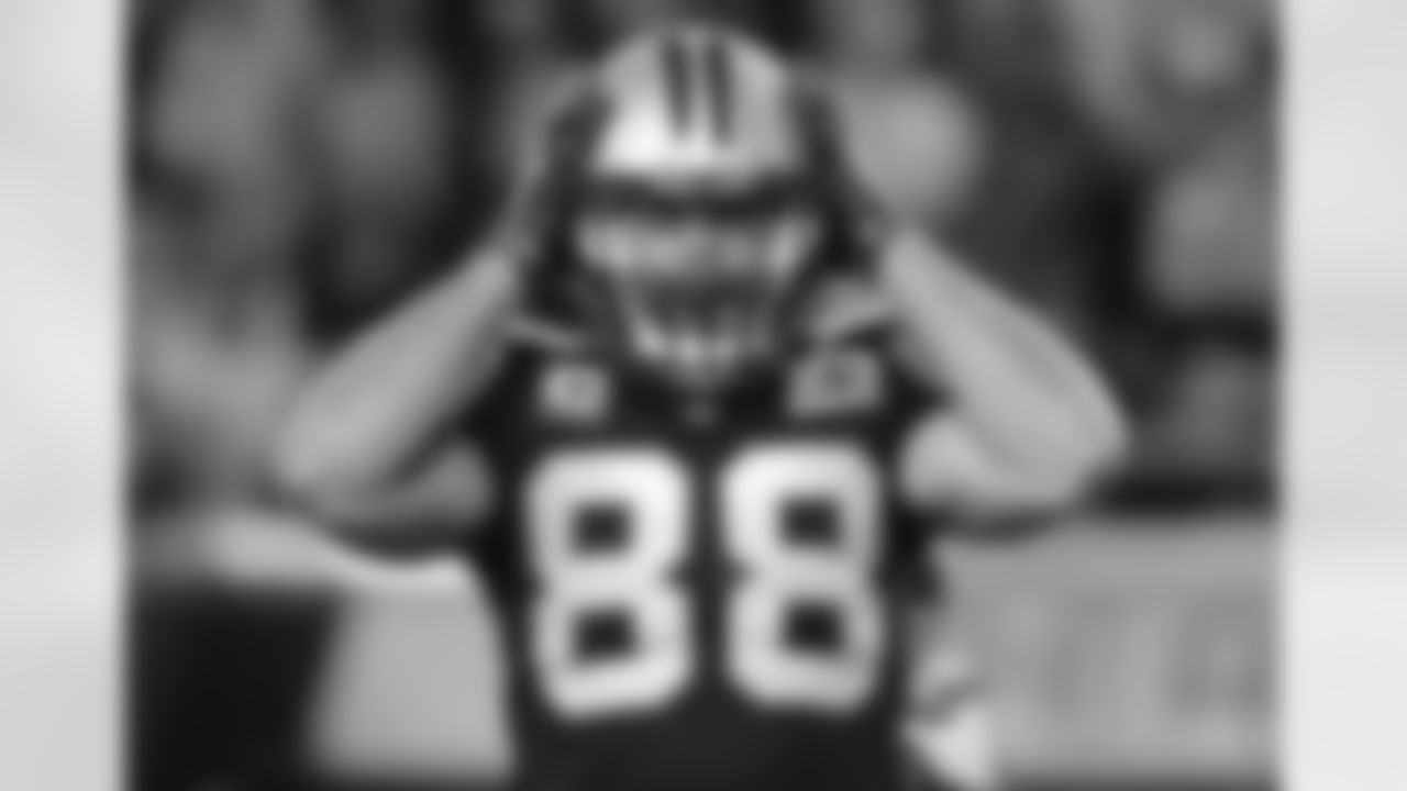Carolina Panthersâ Greg Olsen reacts after their loss to the Denver Broncos in the NFL Super Bowl 50 football game Sunday, Feb. 7, 2016, in Santa Clara, Calif. (AP Photo/Jae C. Hong)