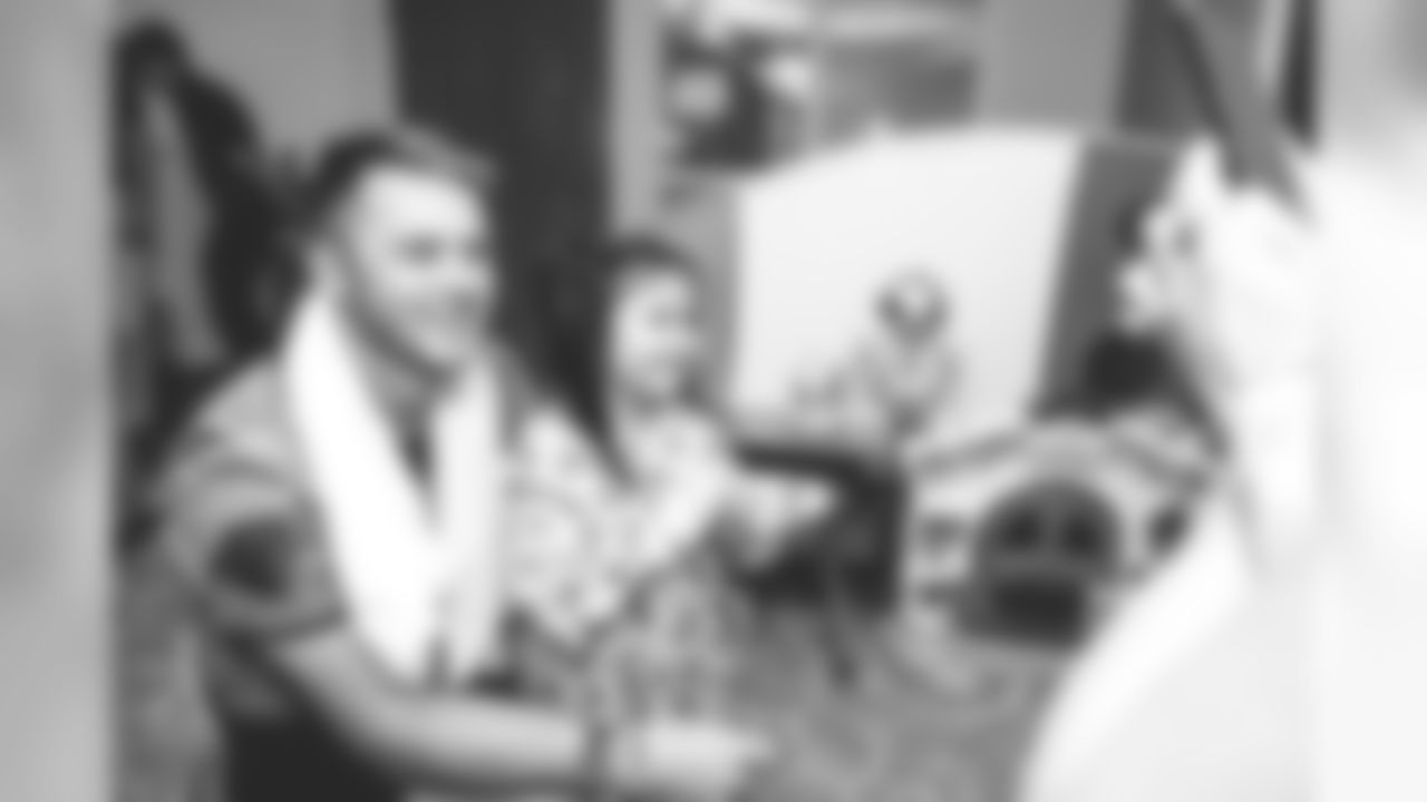 190924levine_115