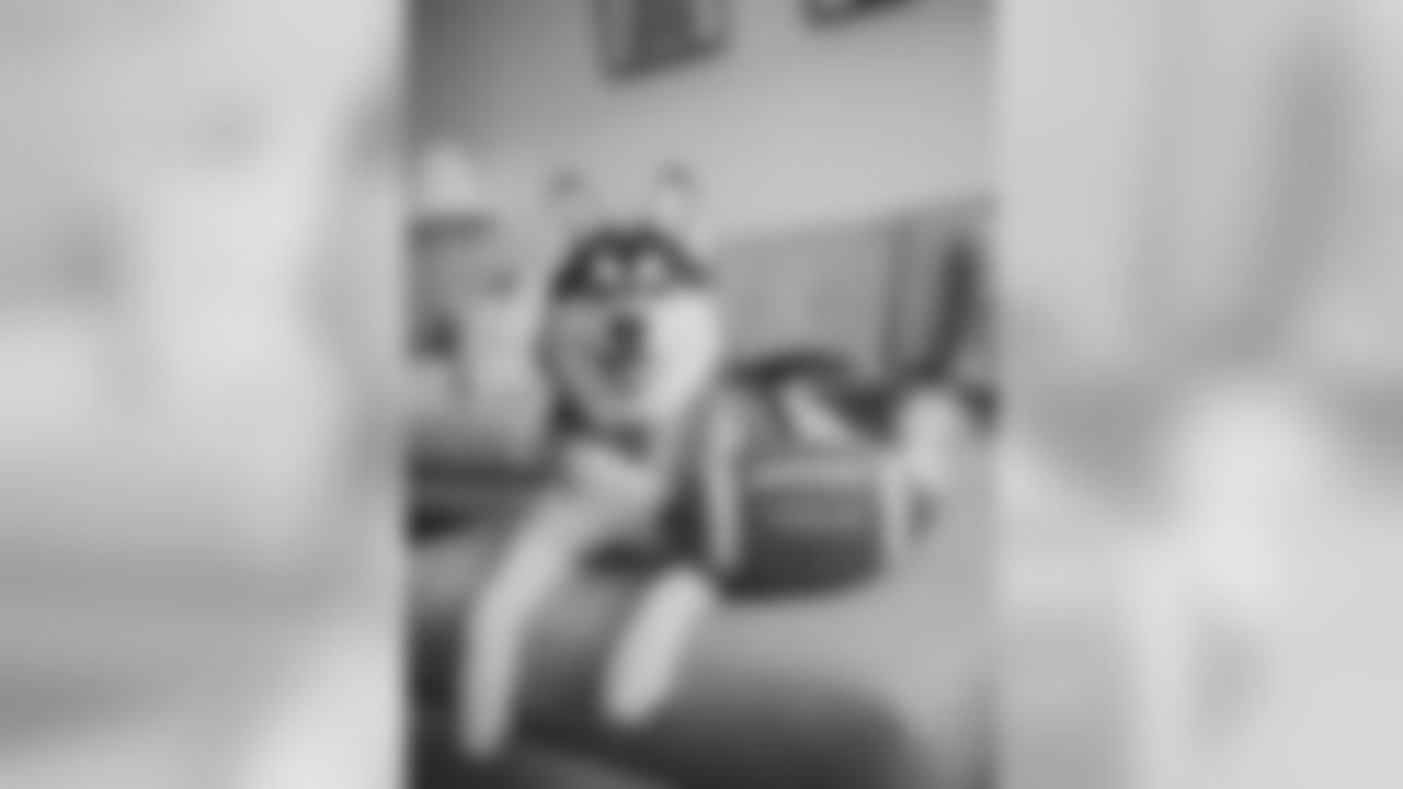 53270_8_2042154174