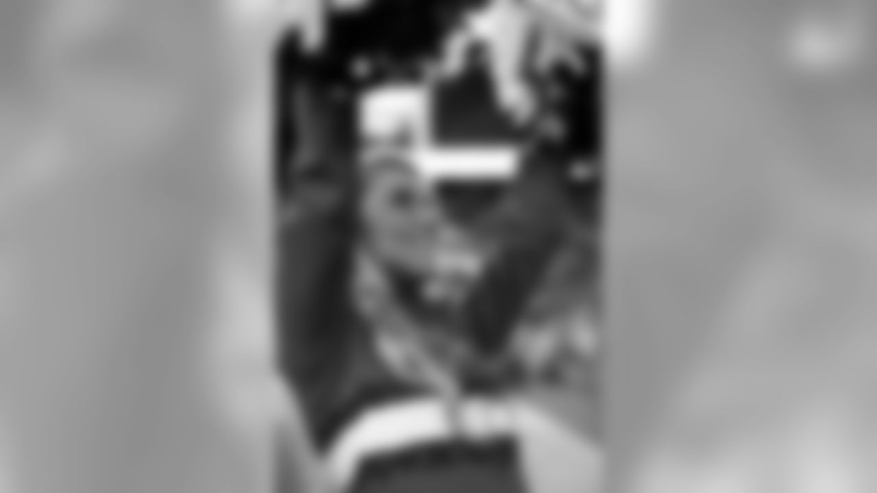 nep31906-watermarked.jpg