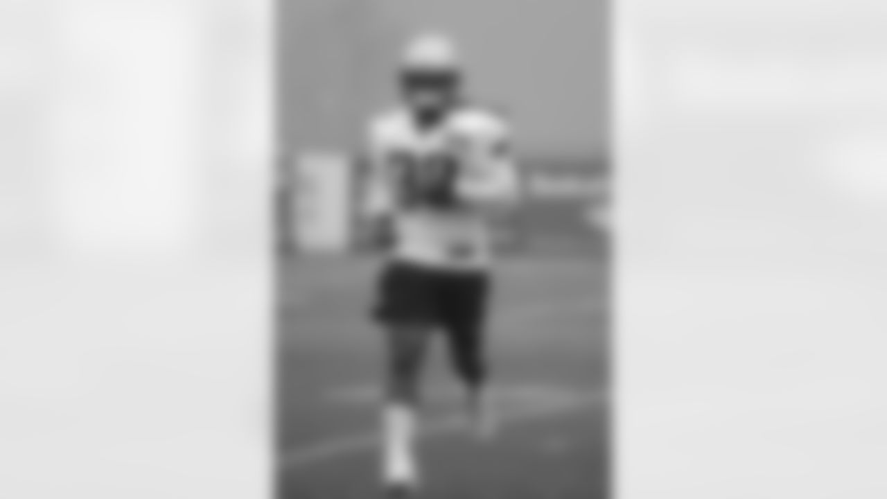 New England Patriots running back Brandon Bolden (38) runs during an NFL football practice, Wednesday, Dec. 2, 2015, in Foxborough, Mass. The Patriots are to play the Philadelphia Eagles Sunday, Dec. 6 in Foxborough. (AP Photo/Steven Senne)