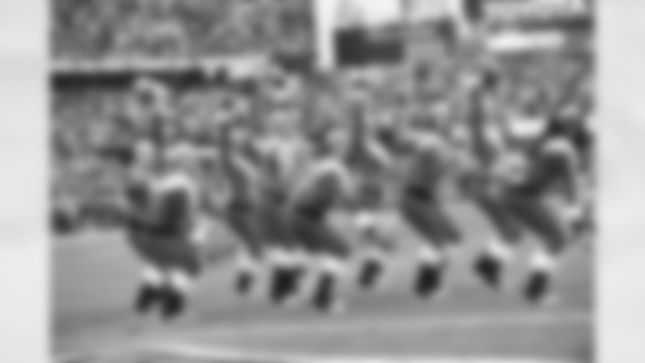 nyj122416cl_kn053-watermarked.jpg