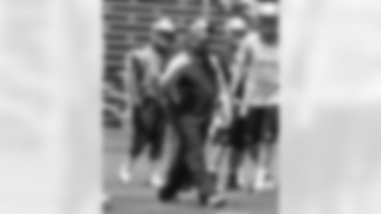 Patriots Tight End Coach Brian Daboll brings 15 years of NFL coaching experience as he enters his ninth season with New England. Last season he was an offensive coaching assistant with the Patriots.
