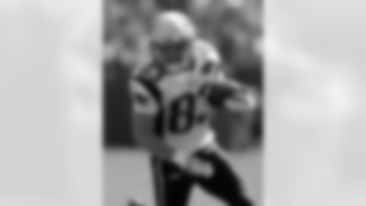 Wes Welker has another big game for the Pats