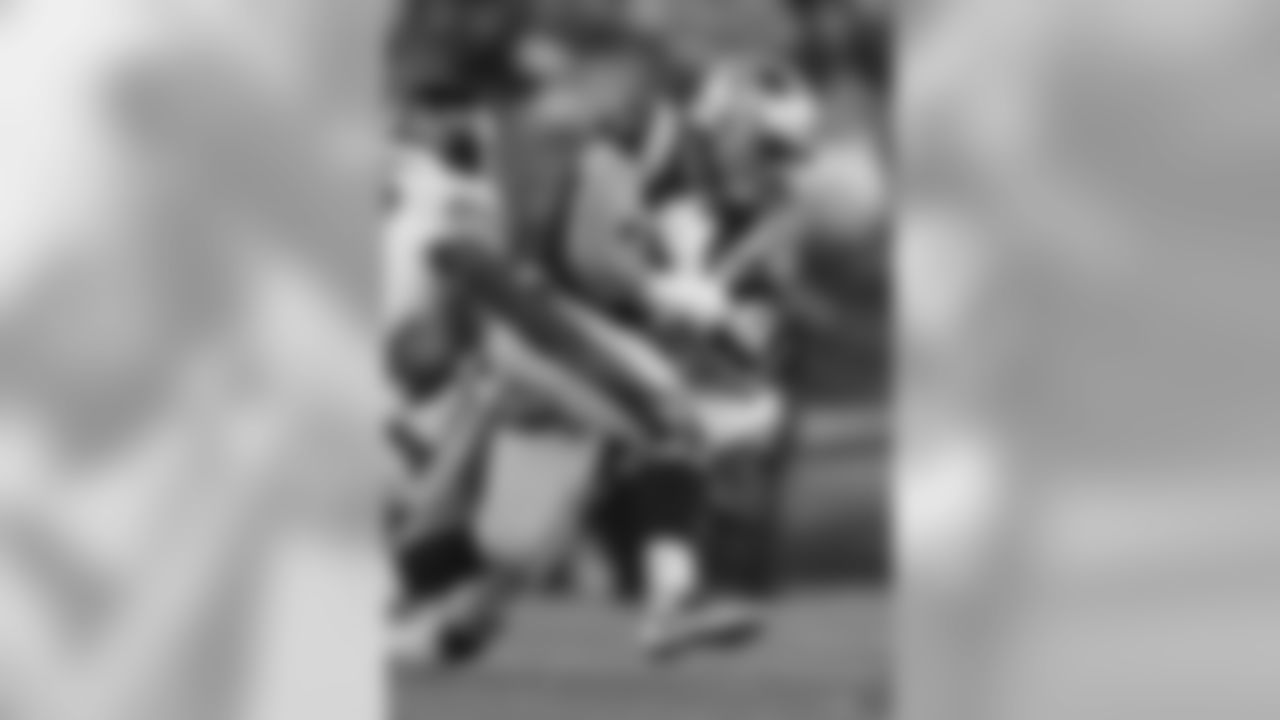 20170831_giants_silverman748.jpg