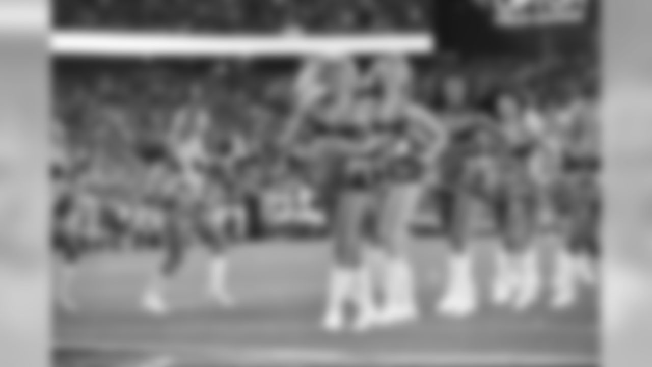 ps091015_kn1582_1.jpg