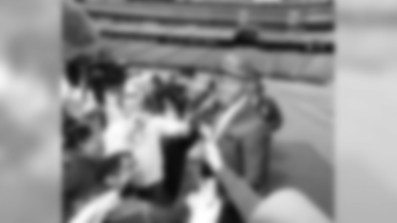050616cyrusjones_ds330-watermarked.jpg