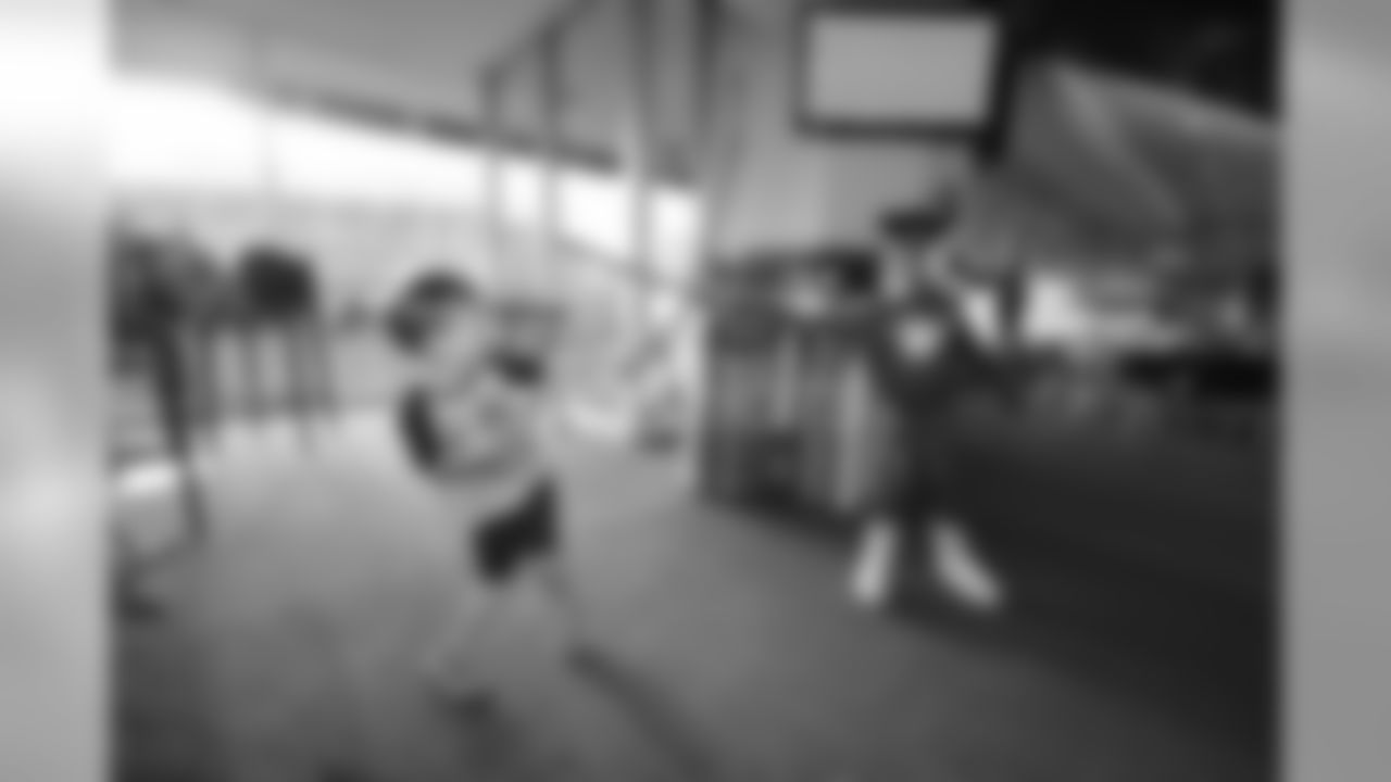 103017halloweenparty_eja074-watermarked.jpg