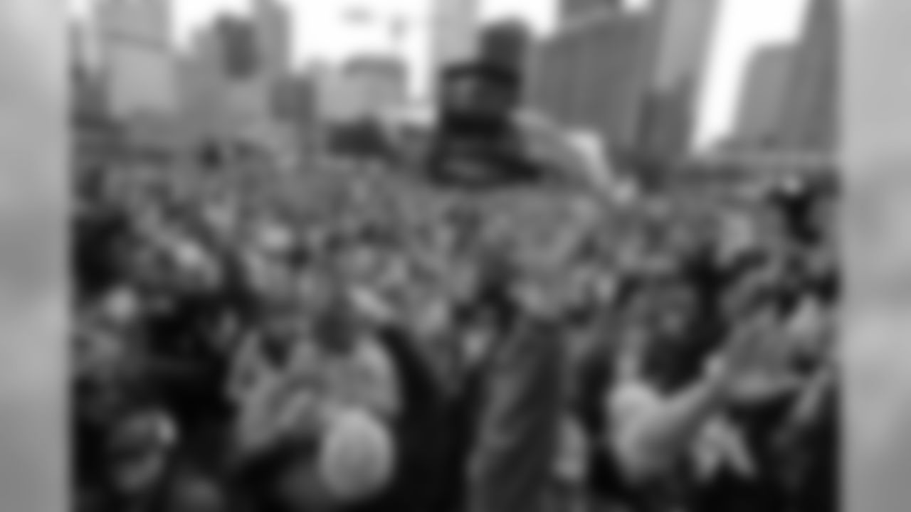 20170204_sbli_fanrally-houston_kdn0245.jpg