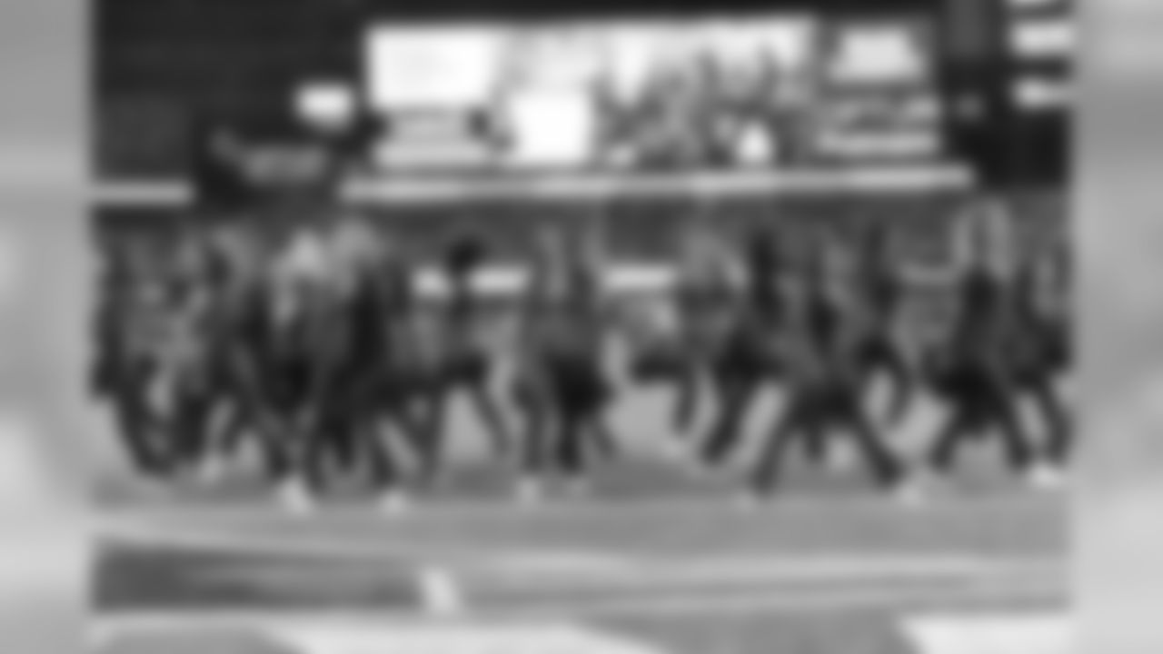 ht092216cl_kn572-watermarked.jpg