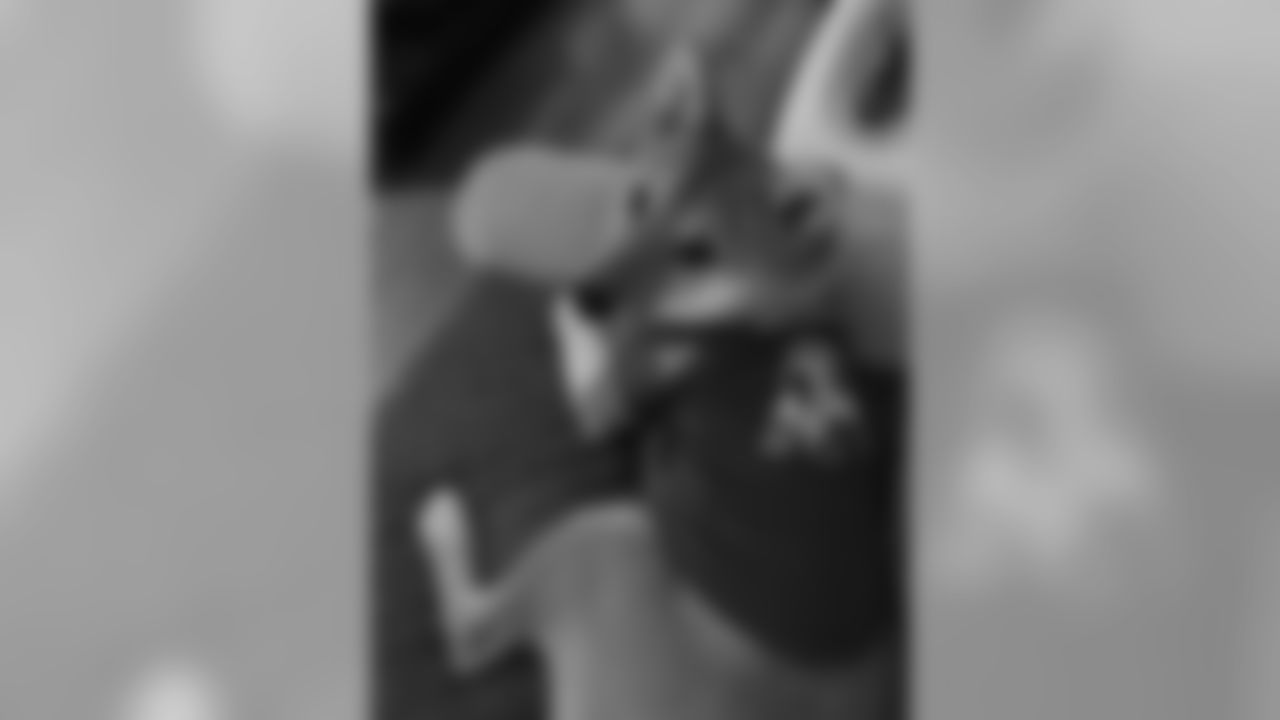 DpfyzNsXoAAys5K