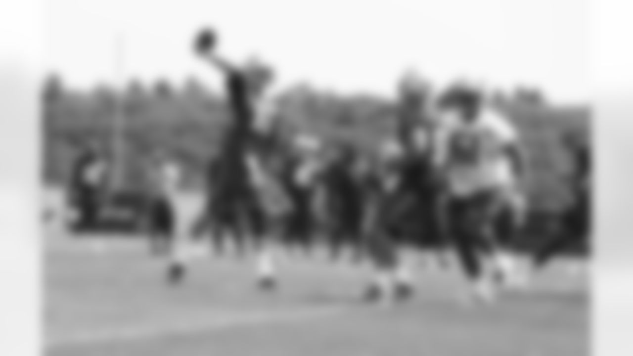 Tom Brady fires a pass