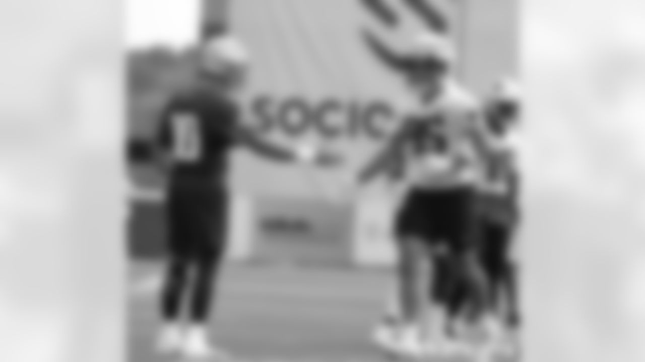 Mac Jones and Hunter Henry