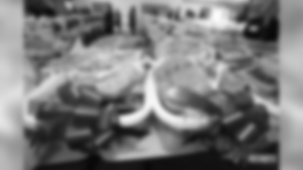 112018-TurkeyBaskets_EJA001-watermarked