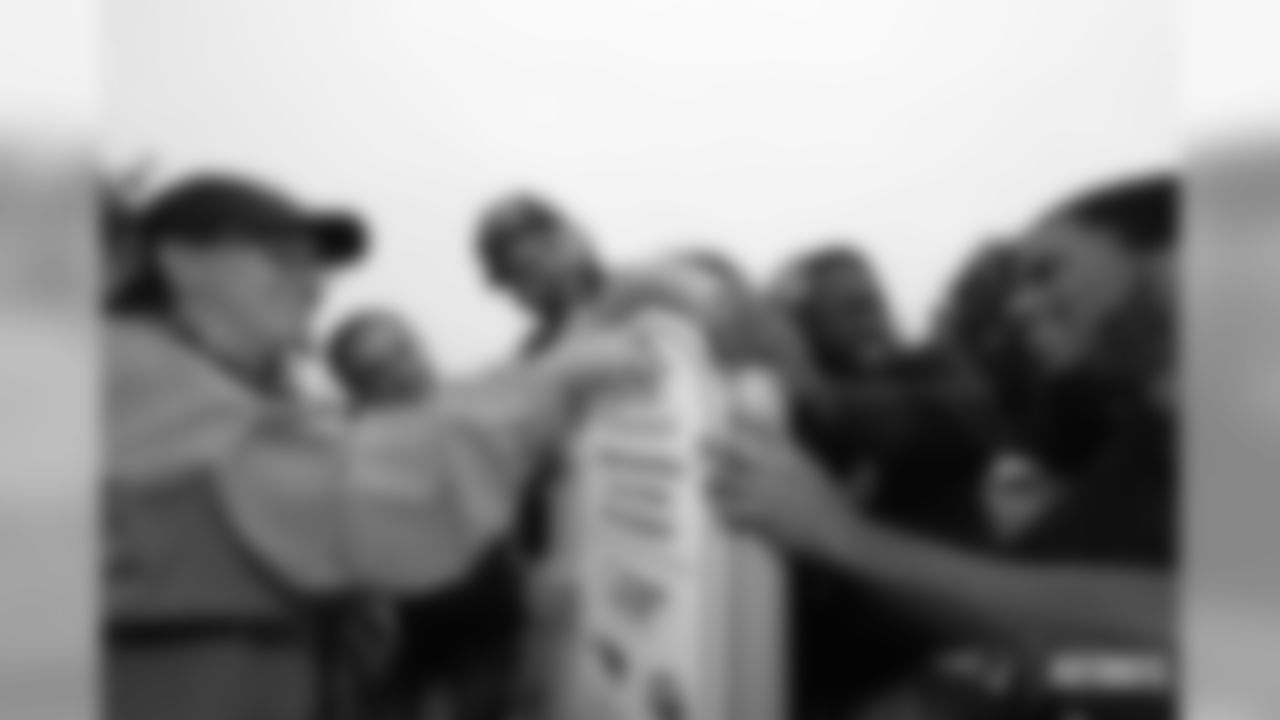 091818-PGBuild_EJA174-watermarked