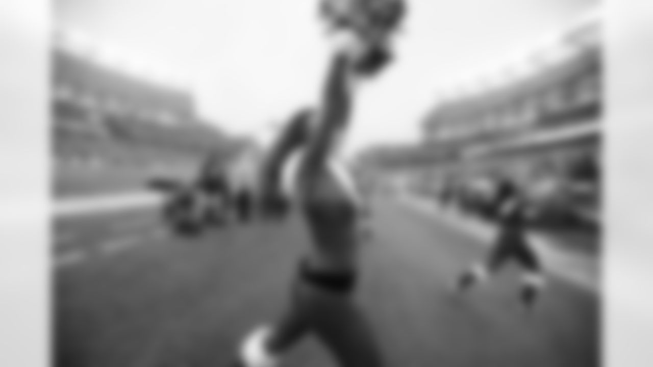 nyj122416cl_ds153-watermarked.jpg