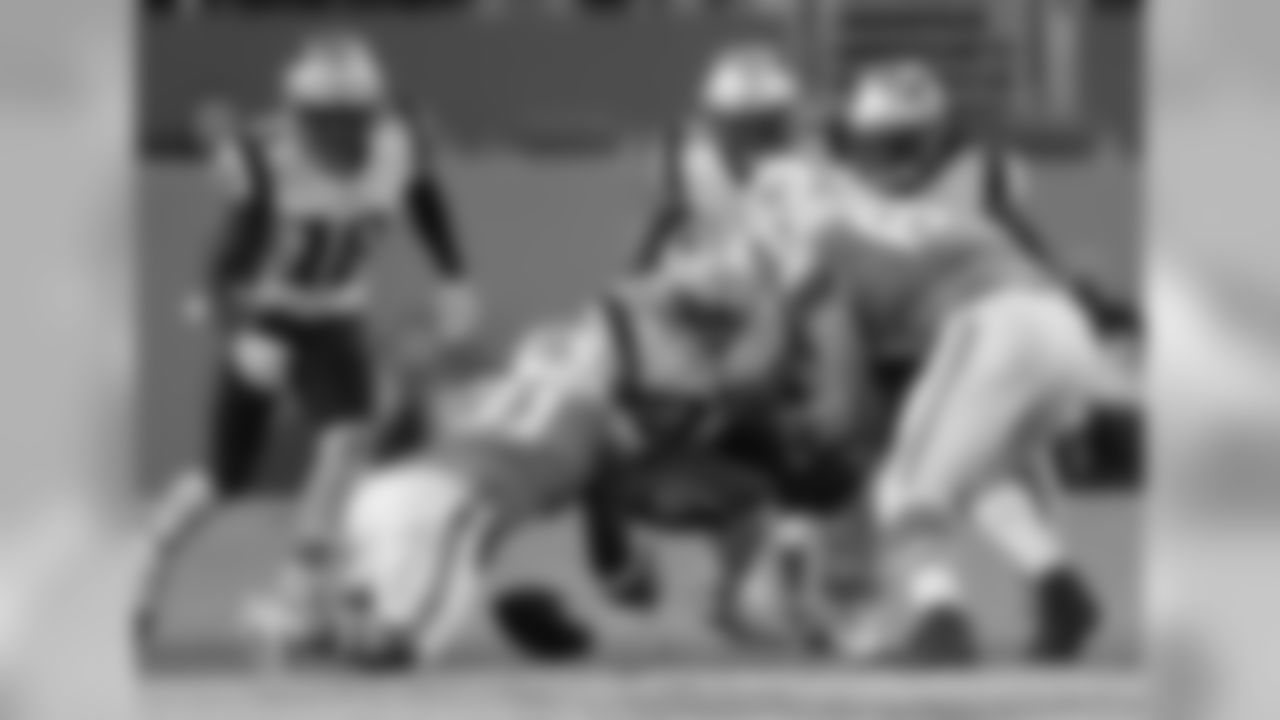 20171211_dolphins_silverman678.jpg
