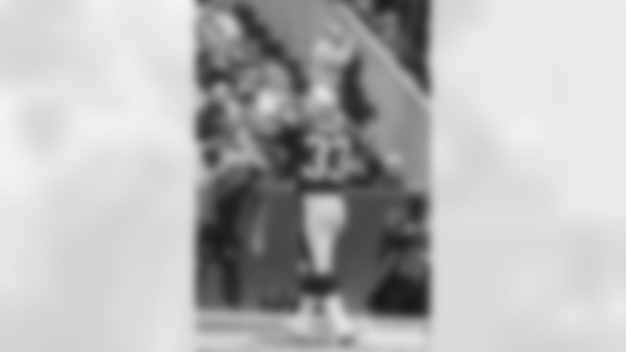 SDC-101401_Silverman01-watermarked