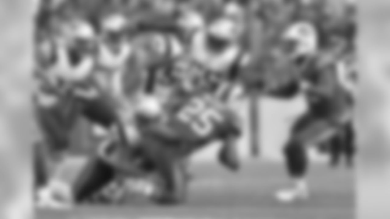 20171203_bills_nordstrom629.jpg