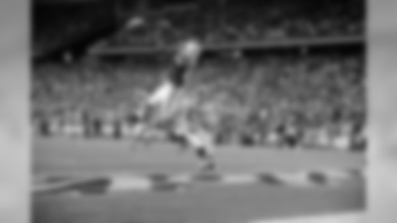 Sept. 14, 2009. Patriots 25, Bills 24
Returning from a knee injury that robbed him of the entire 2007, Tom Brady rallied the Patriots, beginning with an 18-yard TD pass to Ben Watson with 2:06 to go. After kicker Stephen Gostkowski recovered a fumble on the ensuing kickoff, Brady connected on a 16-yard go-ahead TD to Watson with 50 seconds left in the "Monday Night Football" season opener.