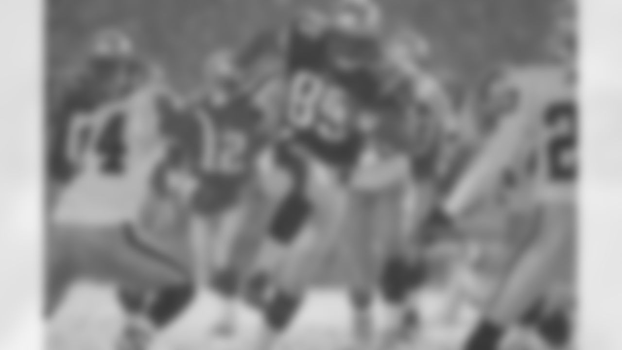 Jermaine Wiggins vs. Raiders