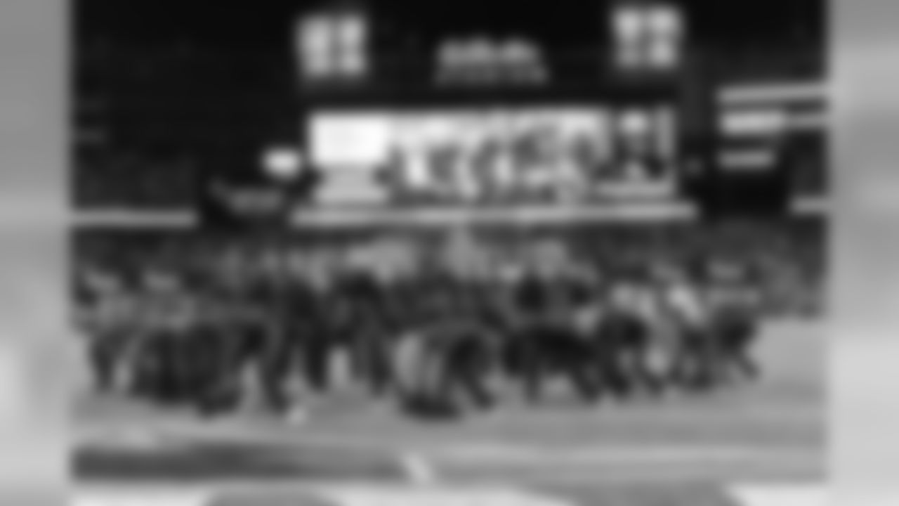 ht092216cl_kn591-watermarked.jpg
