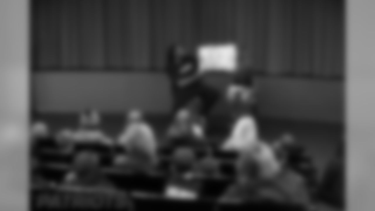 041818-waddle-read_eja040-watermarked.jpg