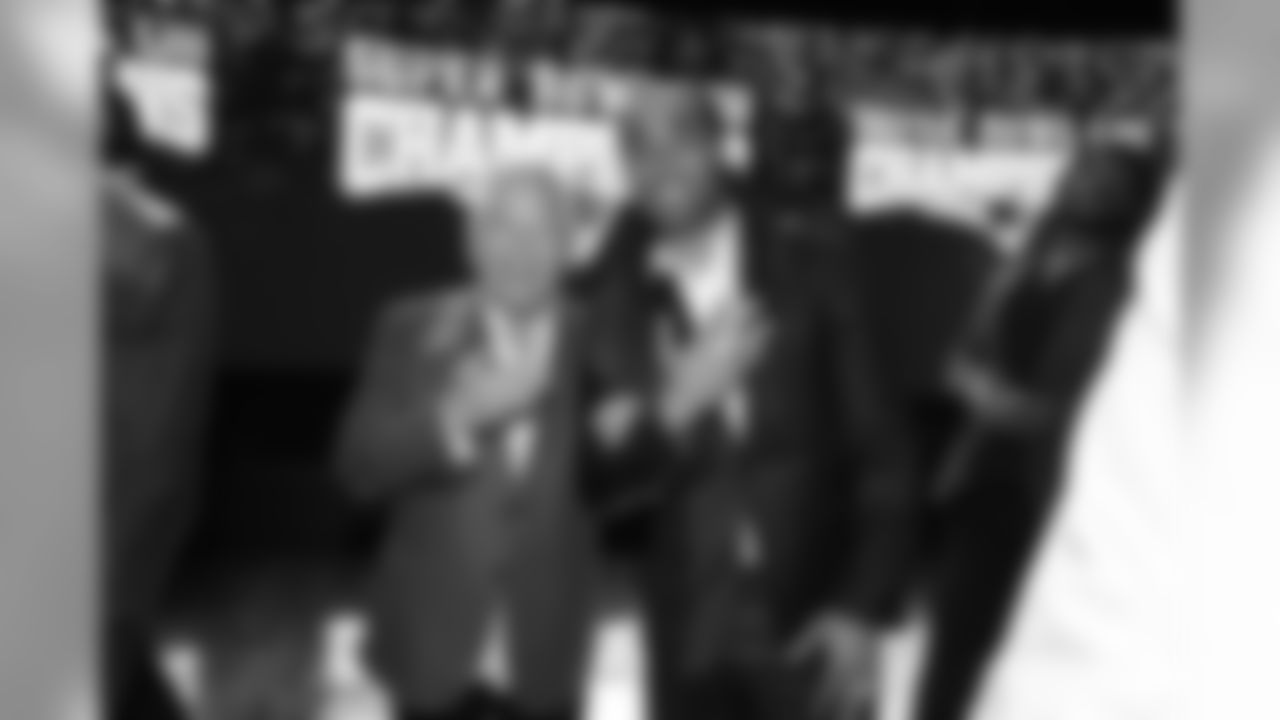 060619-SBLIII-RingCeremony_DS0956-watermarked