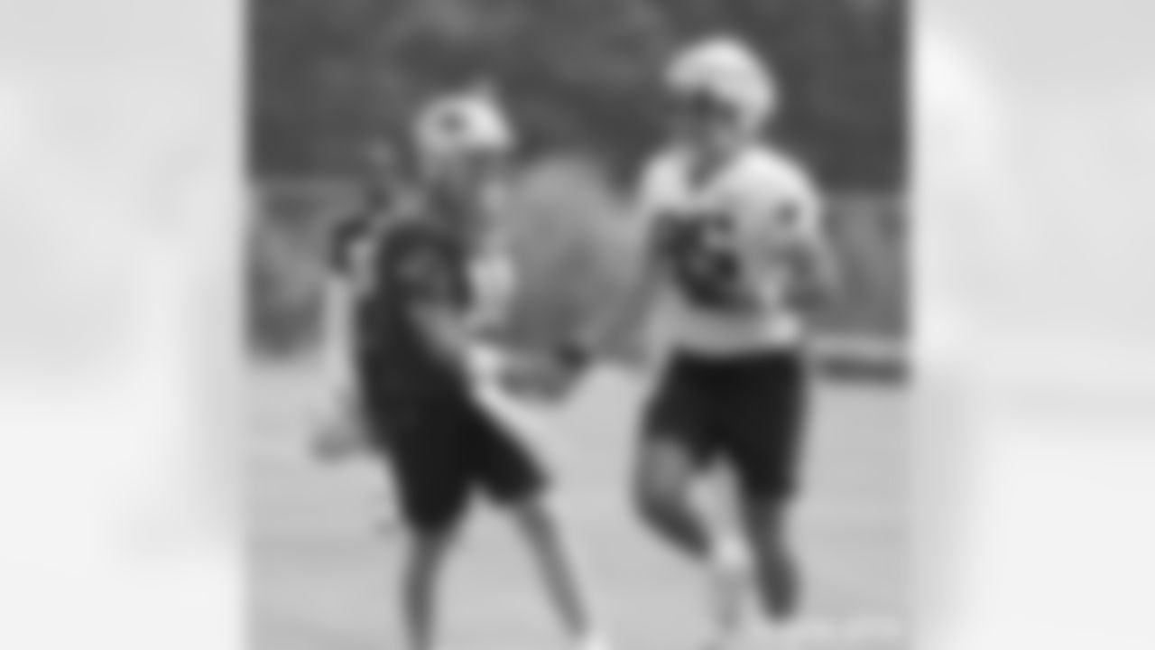 Mac Jones and Hunter Henry