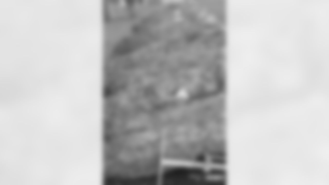 121220-TreeDonation_NEP09-watermarked