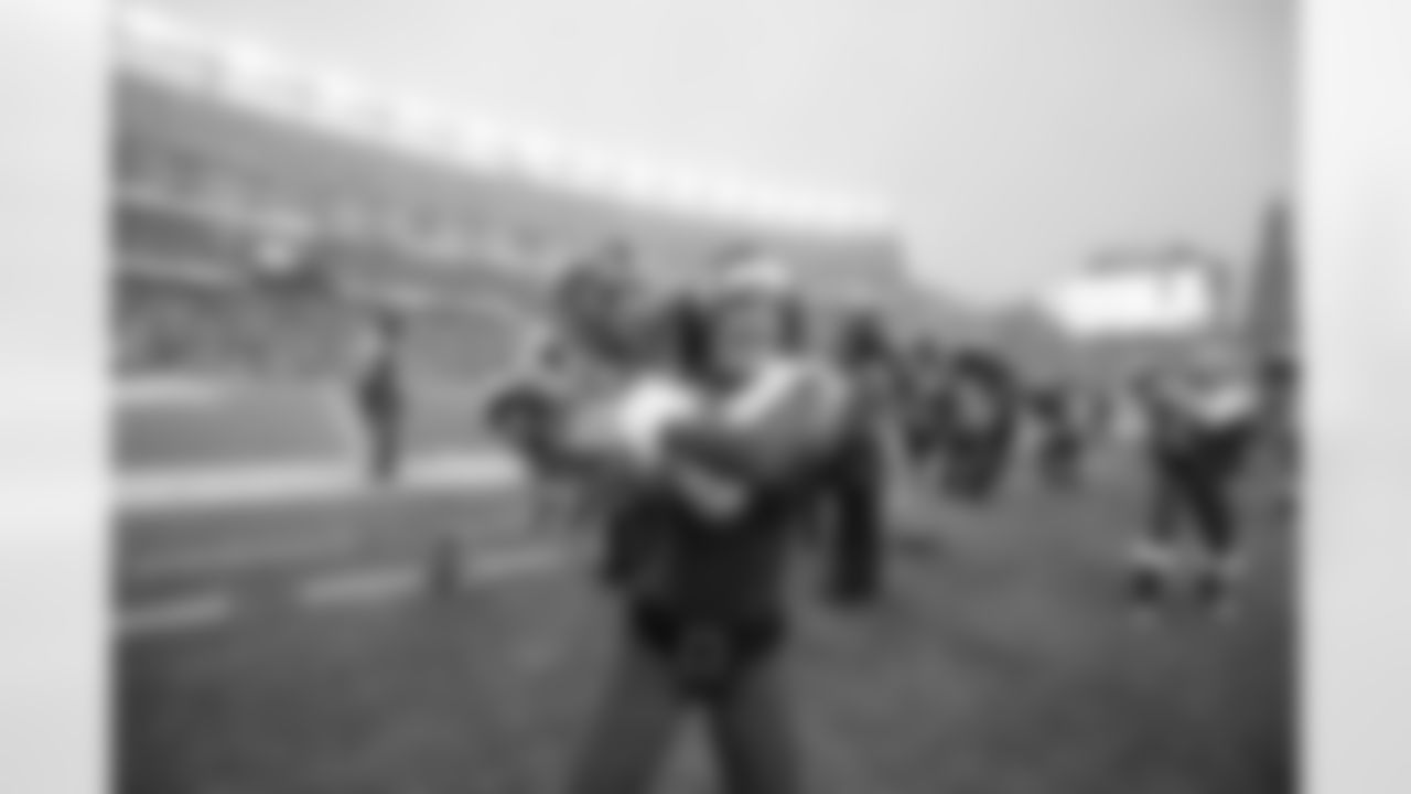 nyj122416cl_ds130-watermarked.jpg