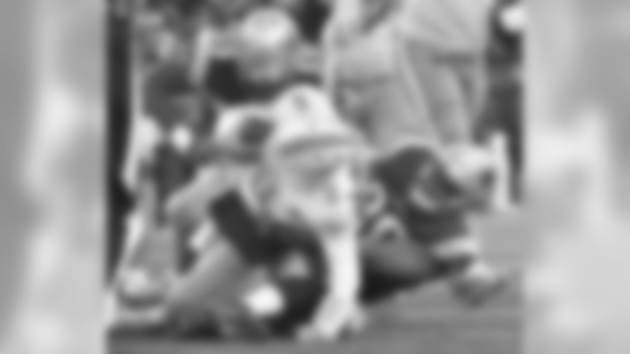 20171126_dolphins_nordstrom538.jpg
