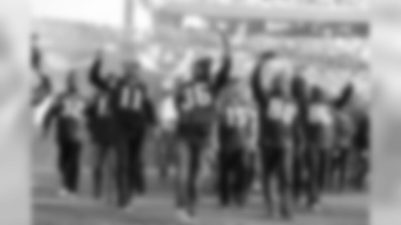 lar120416_ds0989-watermarked.jpg