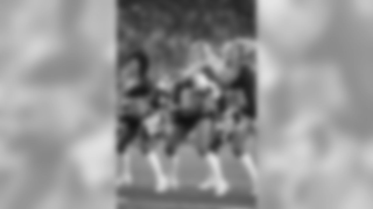 PE081618-Cheer_EJA65-watermarked