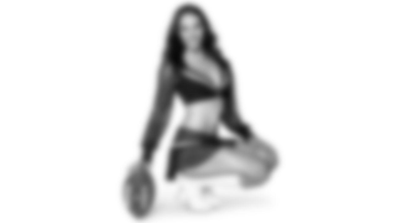 2018-cheer-fulllength-_0025_Caitrin-B.-watermarked