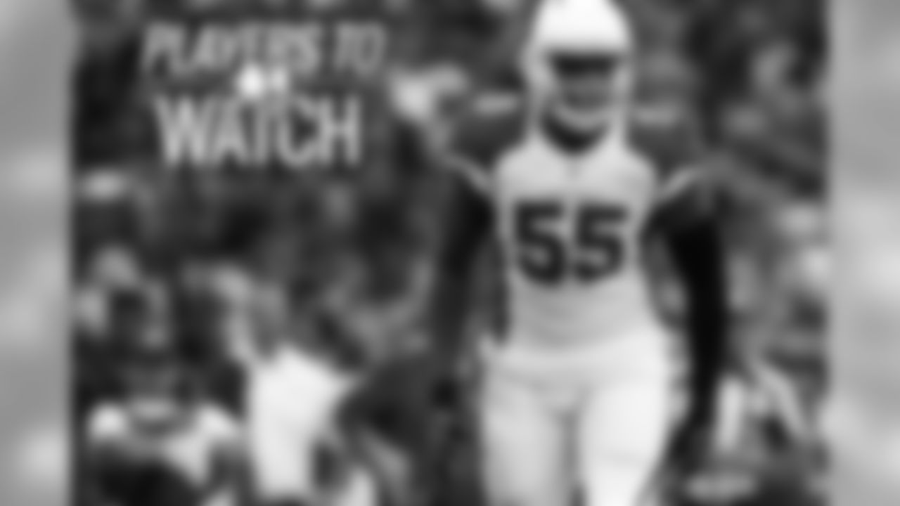 20160907-watch-jones-ari.jpg