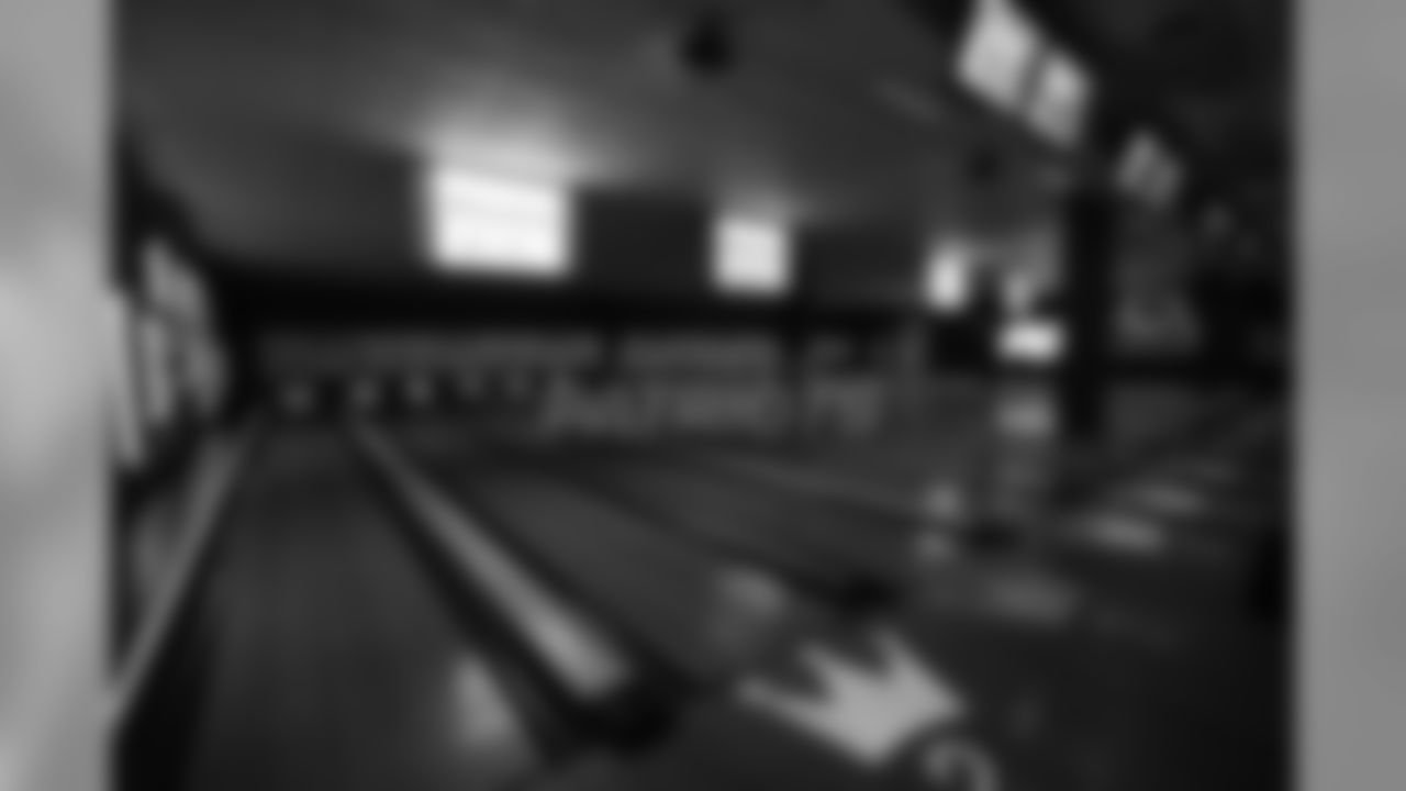 092517mayobowl_eja405-watermarked.jpg