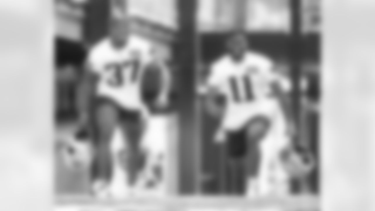 Damien Harris and DeVante Parker
