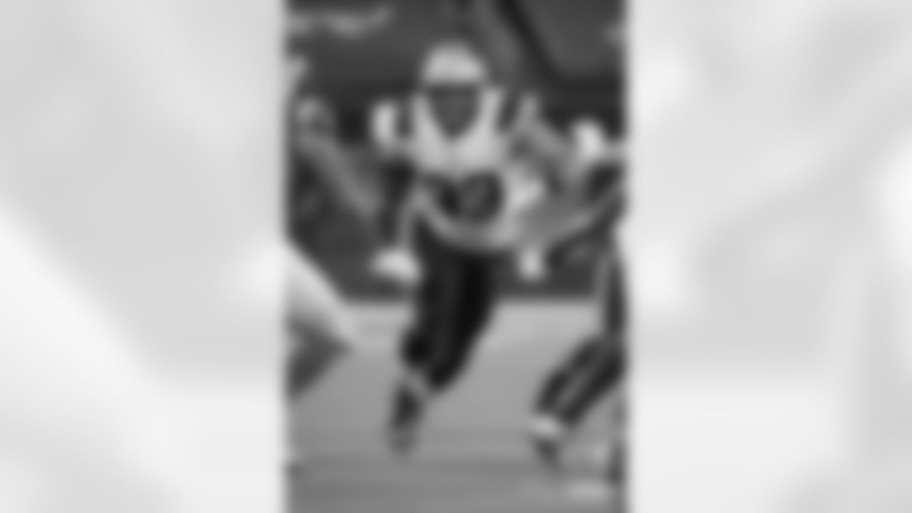 DS_07140-watermarked