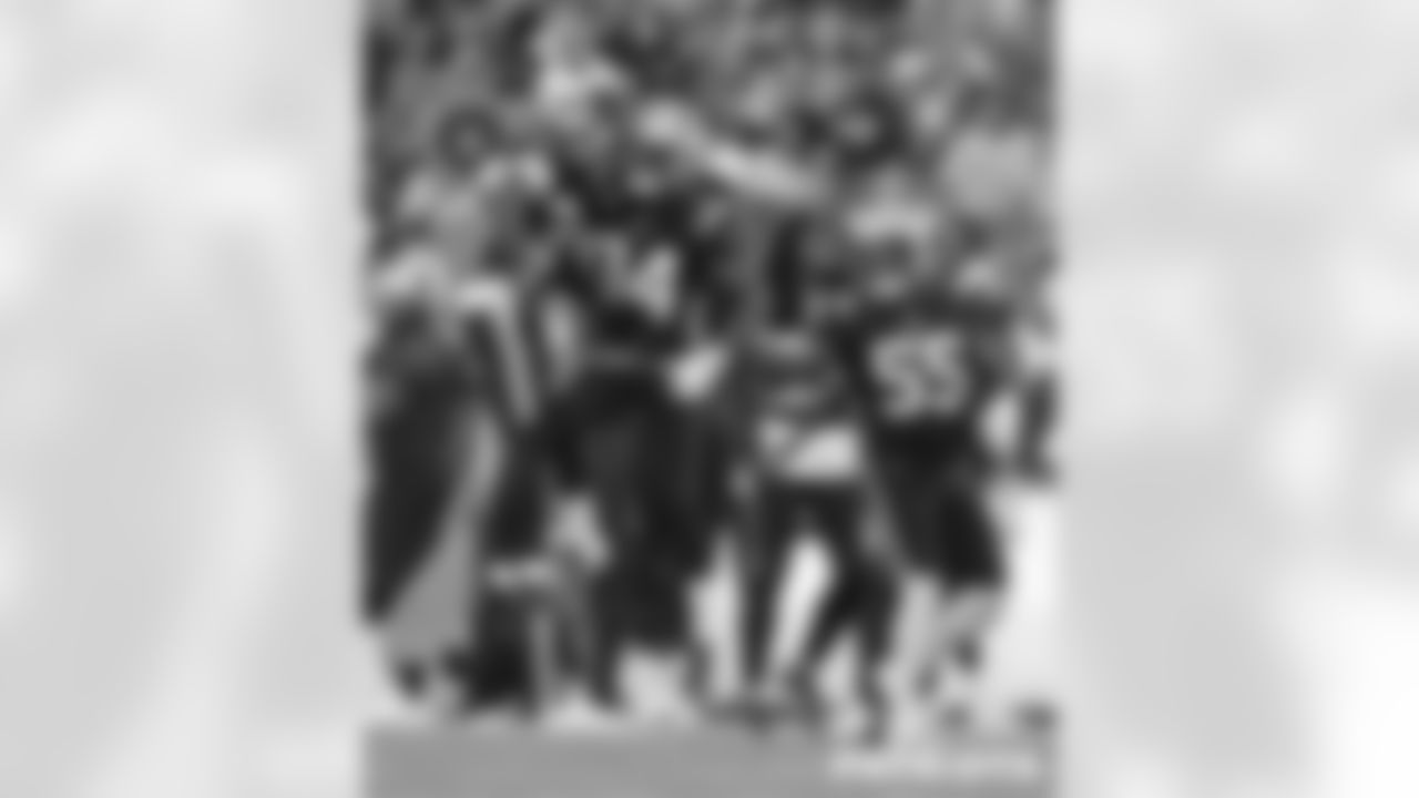 NYG-081122_Adler1183a-watermarked