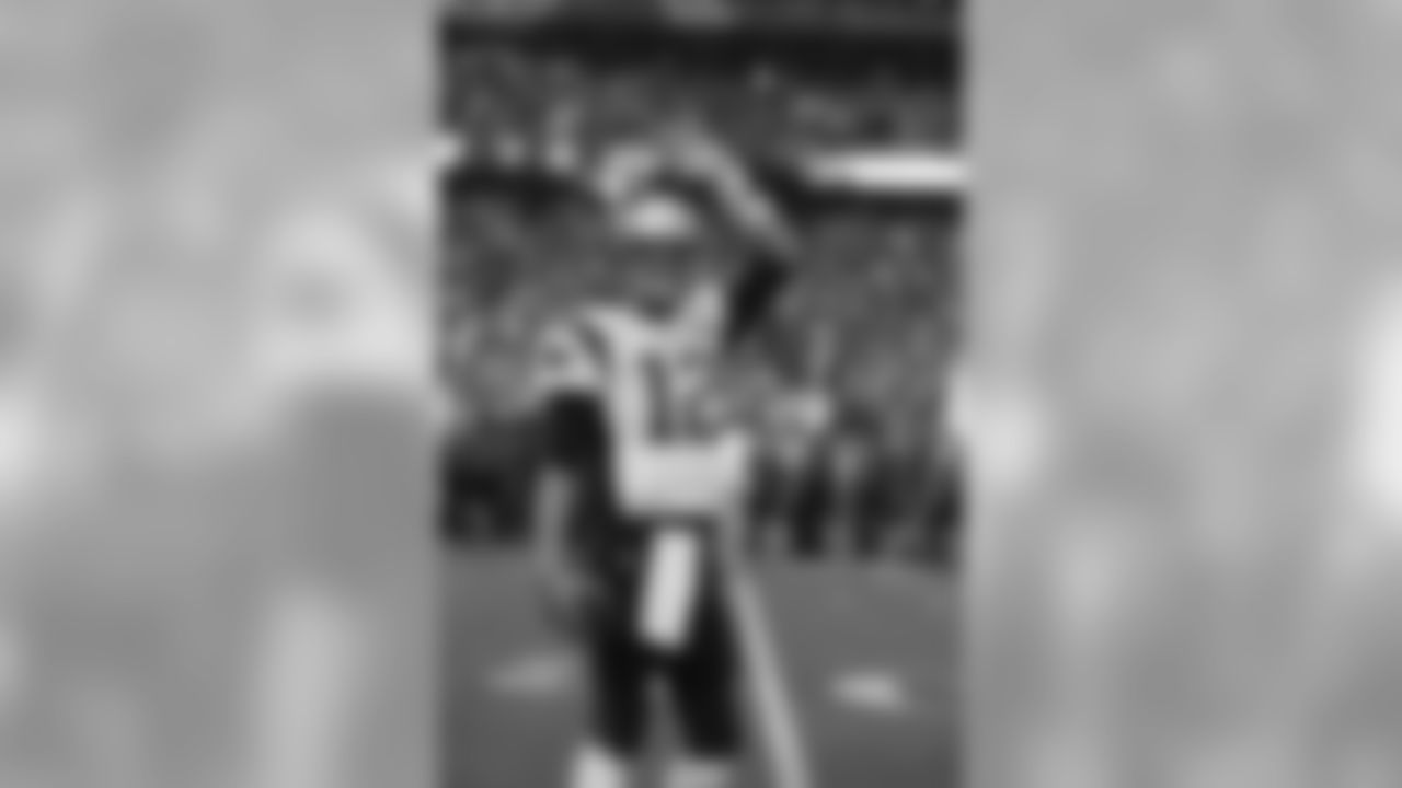 SBXLIX_SS020115_DS1603-watermarked