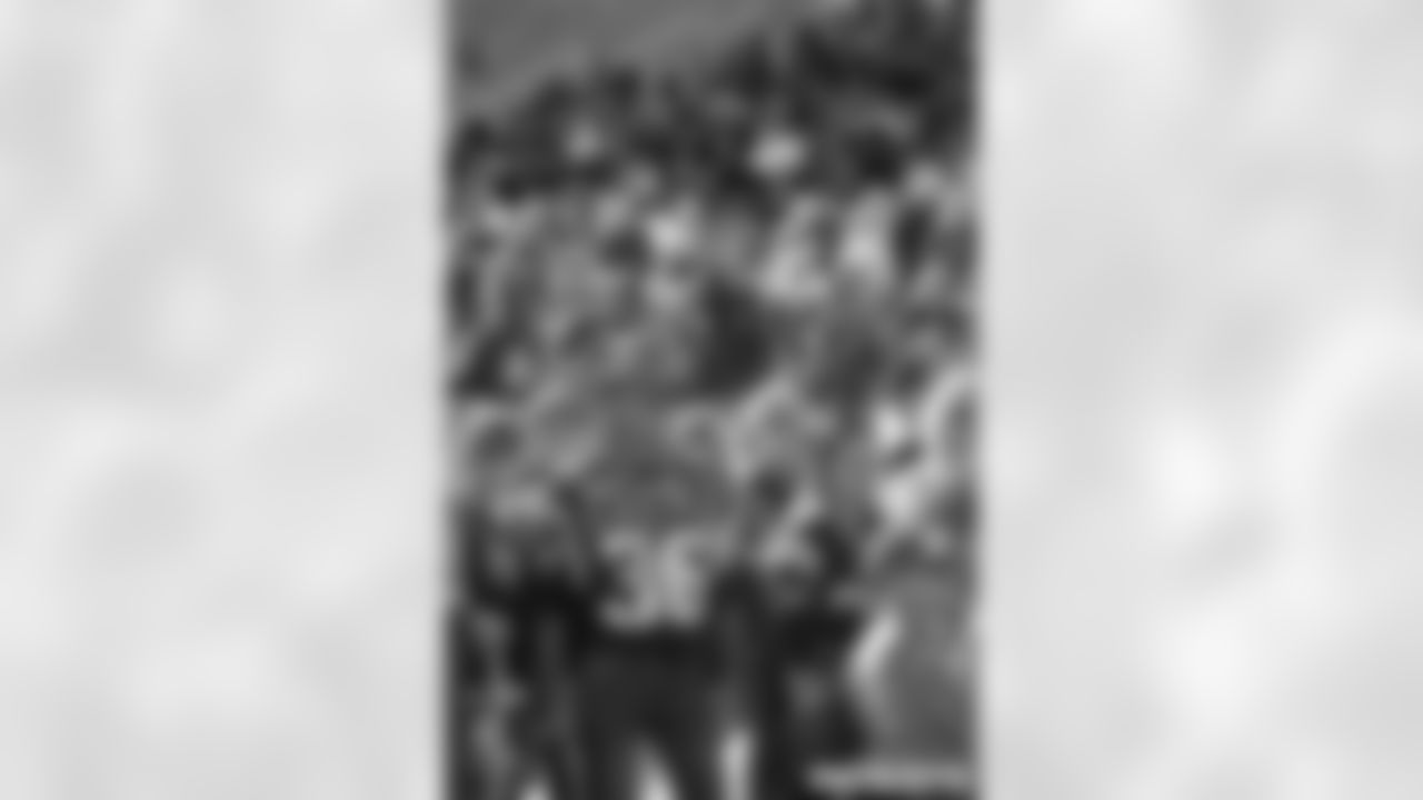 092422-PHOF-Wilfork_Silverman0102-watermarked
