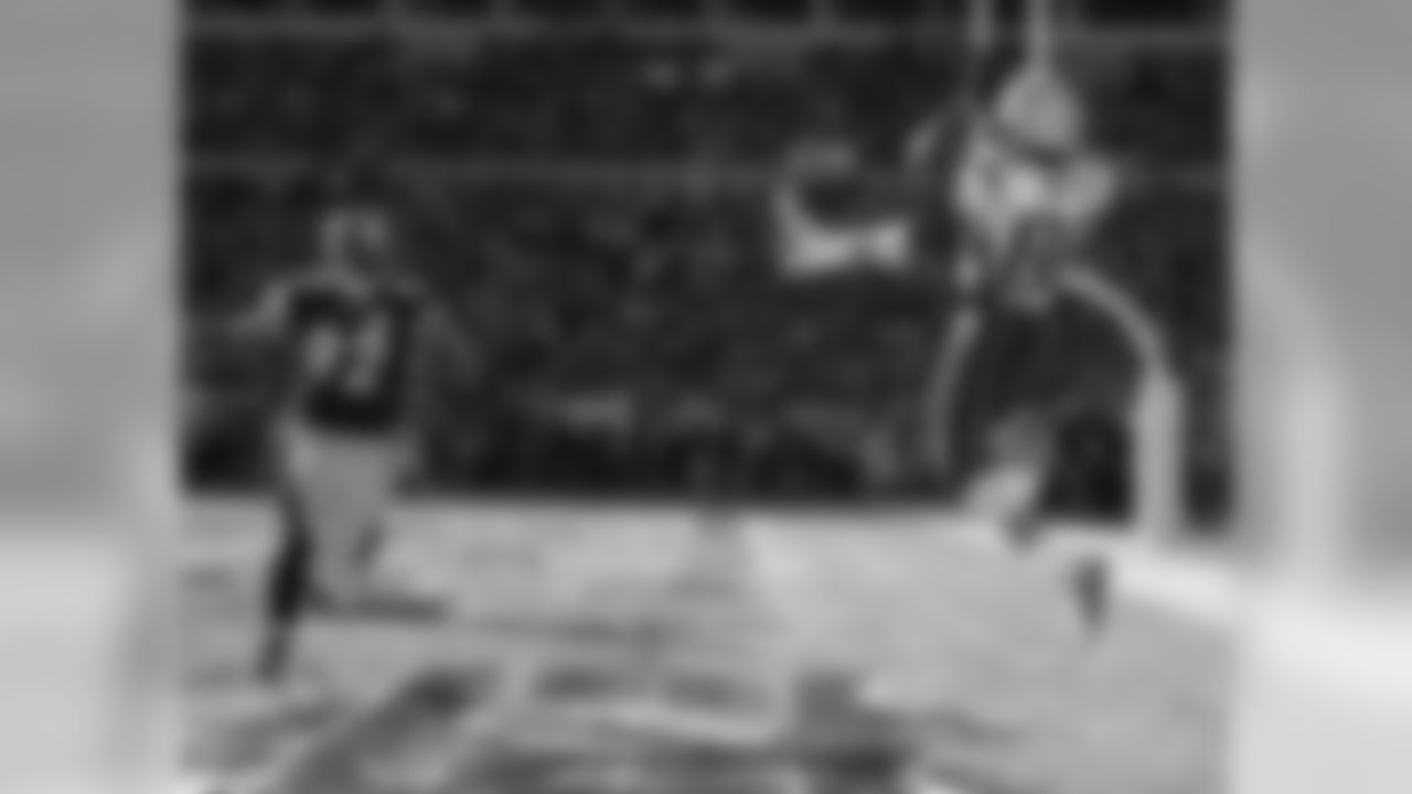 2001_-_ap_01.jpg
