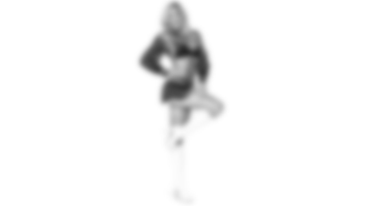 2018-cheer-fulllength-_0000_Victoria-M.-watermarked